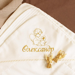 Іменна крижма з івишивкою молочна косичка